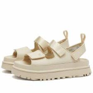NWT UGG big kid's golden glow sandals